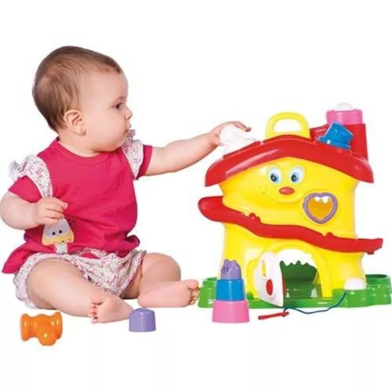 brinquedo-casinha-de-atividades-activity-house-calesita-D_NQ_NP_676744-MLB25699655805_062017-F